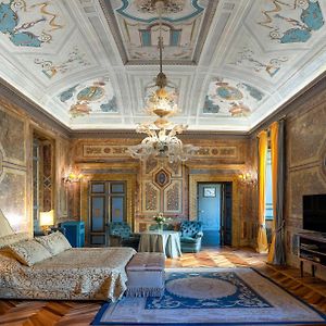 Suite met een Queen Size Bed
